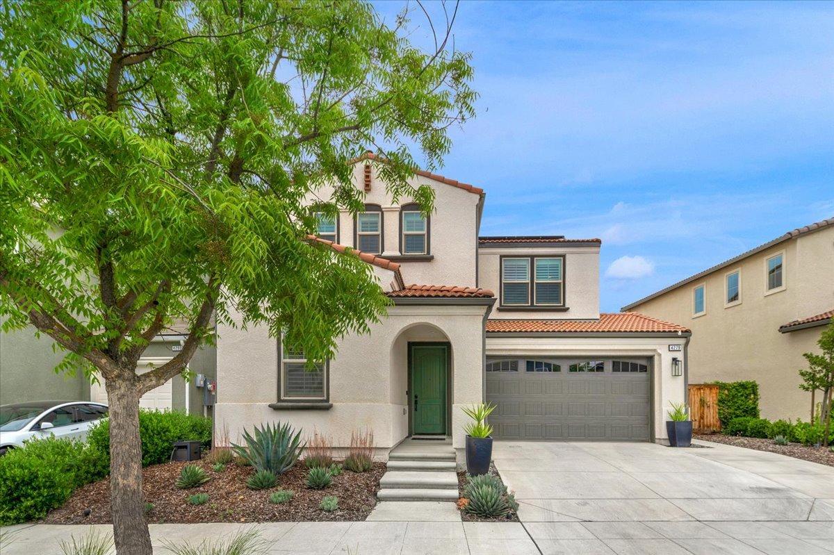 4279 Hillside Road Madera, CA 93636 - Photo 2 of 57 Gallery Image 2