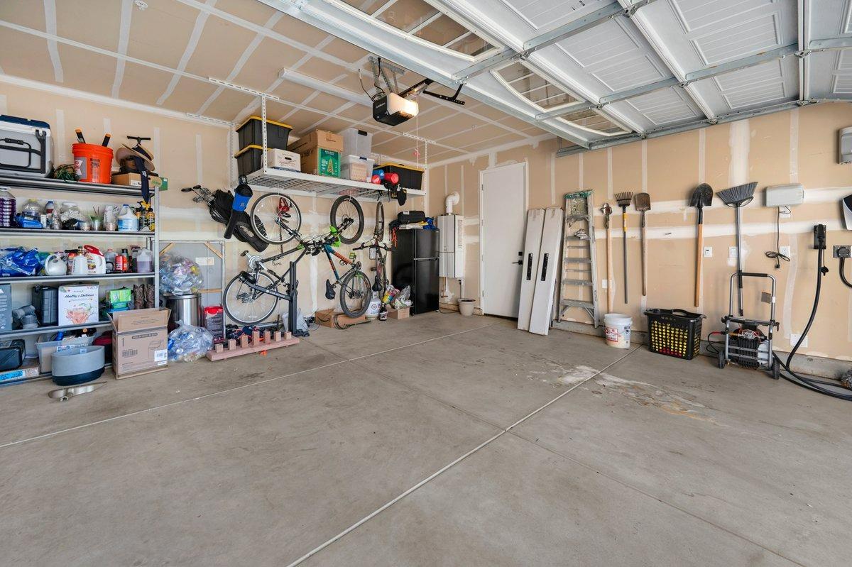 4279 Hillside Road Madera, CA 93636 - Photo 37 of 57 Gallery Image 37