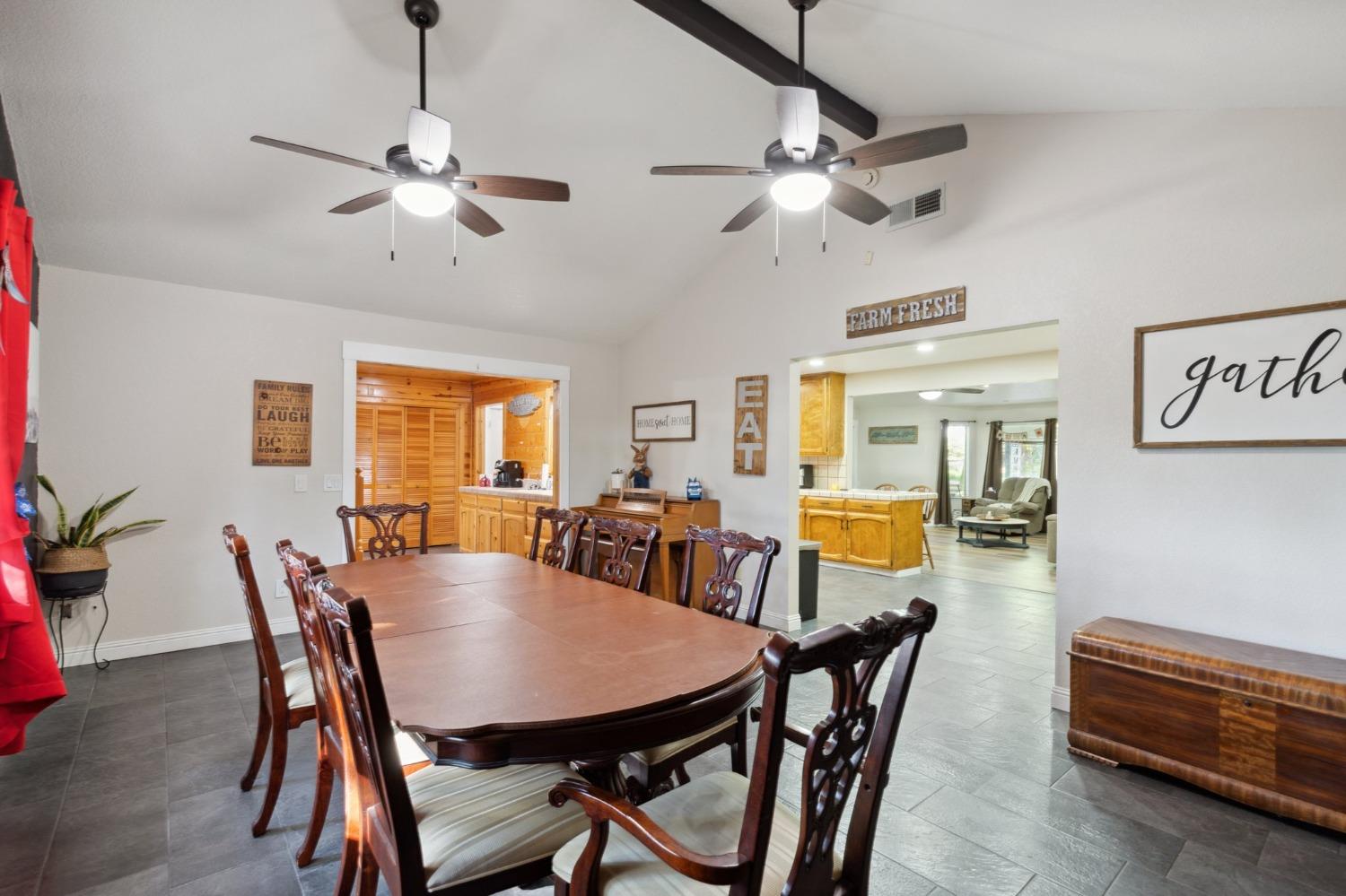 18654 Ridgedale Drive Madera, CA 93638 - Photo 18 of 48 Gallery Image 18
