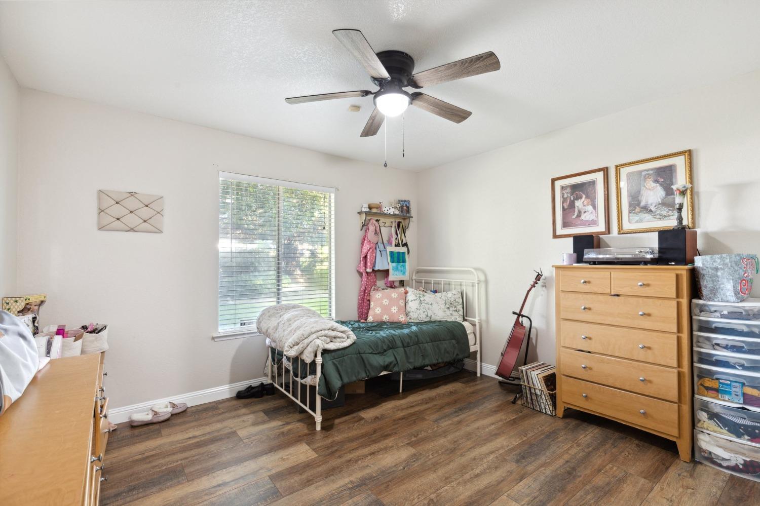 18654 Ridgedale Drive Madera, CA 93638 - Photo 30 of 48 Gallery Image 30