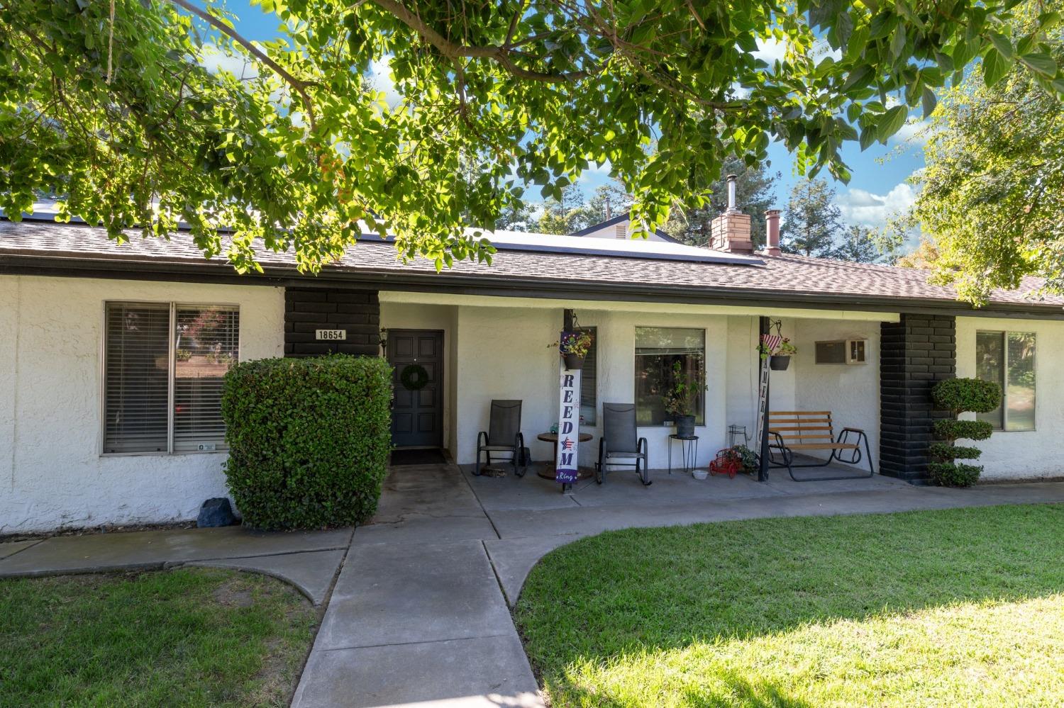 18654 Ridgedale Drive Madera, CA 93638 - Photo 3 of 48 Gallery Image 3