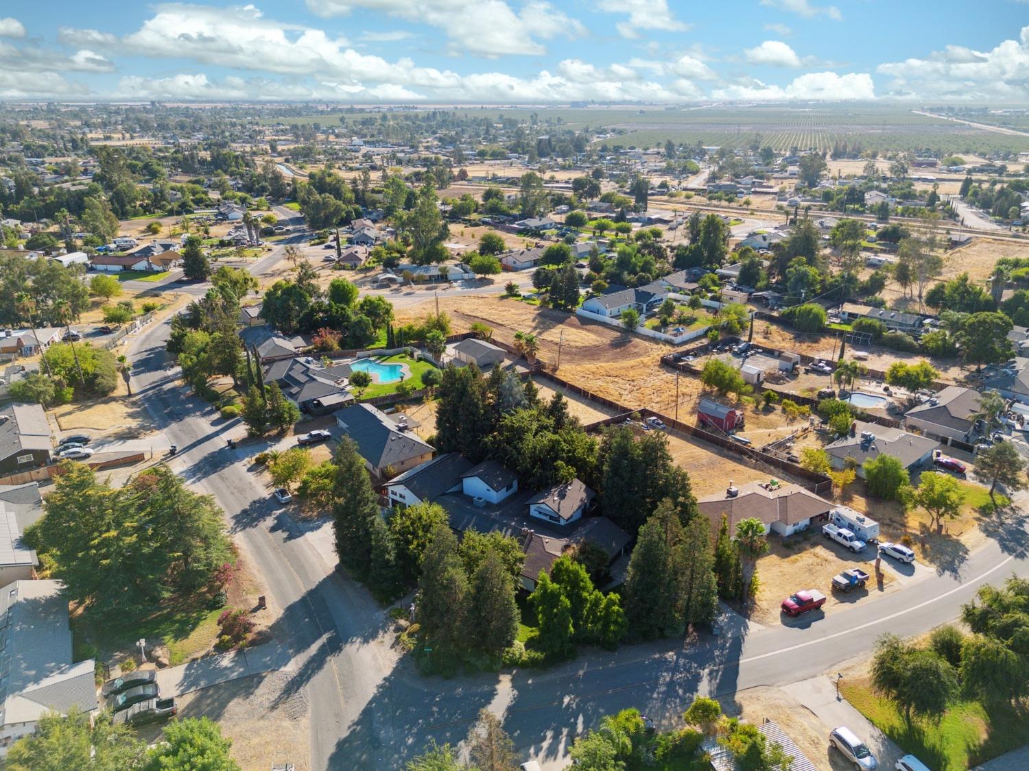 18654 Ridgedale Drive Madera, CA 93638 - Photo 41 of 48 Gallery Image 41