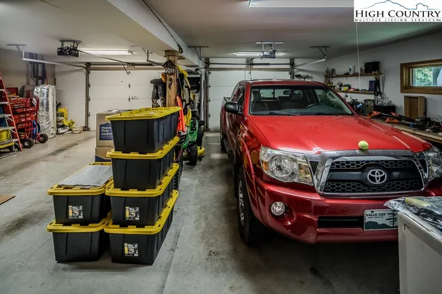 $1,130,000 | 2134 Valle Cay Drive, Vilas, NC 28692