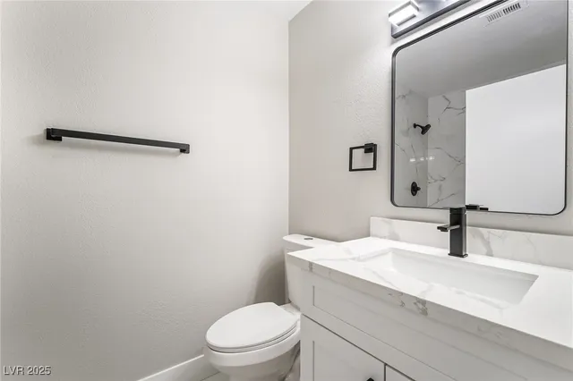 $479,999 | 652 Red Lake Way, Las Vegas, NV 89110