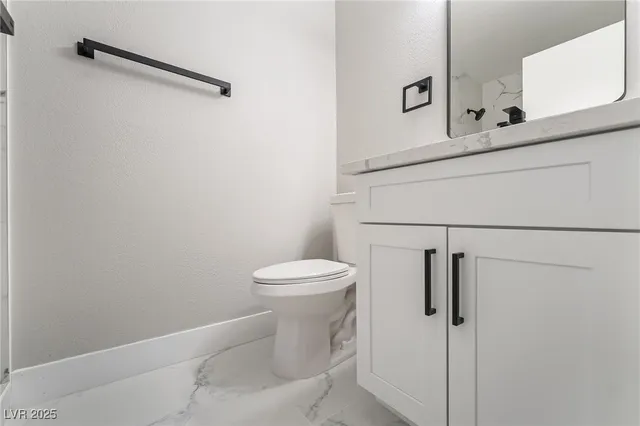 $479,999 | 652 Red Lake Way, Las Vegas, NV 89110