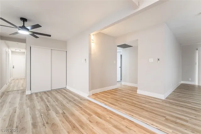 $479,999 | 652 Red Lake Way, Las Vegas, NV 89110