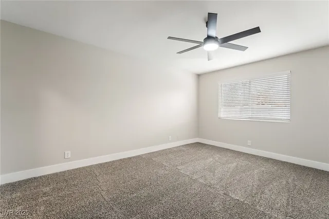 $479,999 | 652 Red Lake Way, Las Vegas, NV 89110