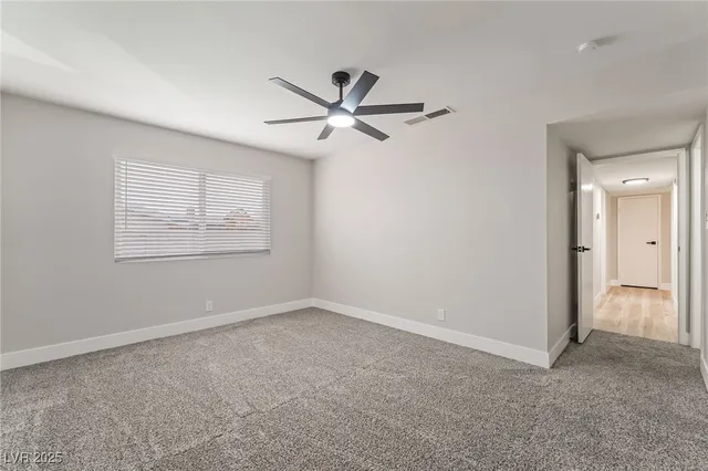 $479,999 | 652 Red Lake Way, Las Vegas, NV 89110