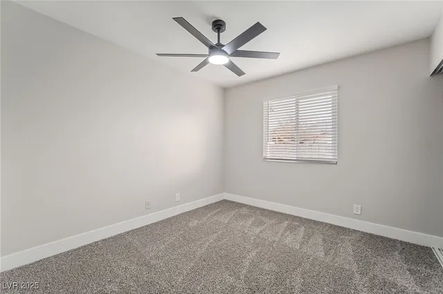 $479,999 | 652 Red Lake Way, Las Vegas, NV 89110