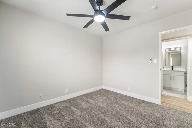 $479,999 | 652 Red Lake Way, Las Vegas, NV 89110