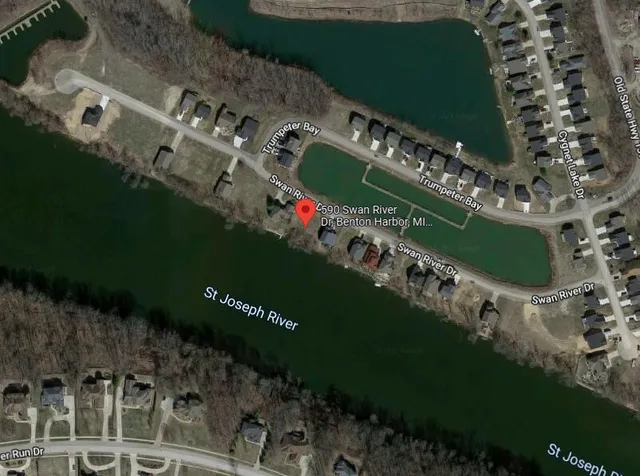 $73,000 | 590 Swan River Drive, Benton Harbor, MI 49022