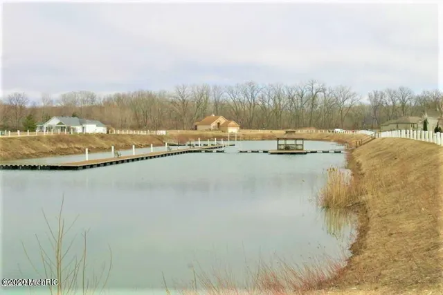 $73,000 | 590 Swan River Drive, Benton Harbor, MI 49022