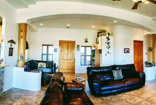 $1,200,000 | 2423 East Arrowhead Trail, Gilbert, AZ 85297
