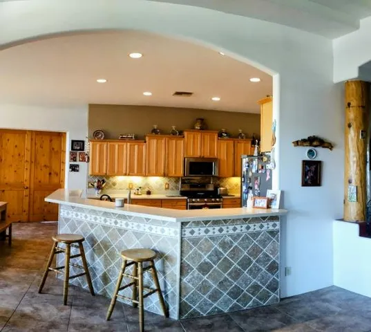 $1,200,000 | 2423 East Arrowhead Trail, Gilbert, AZ 85297