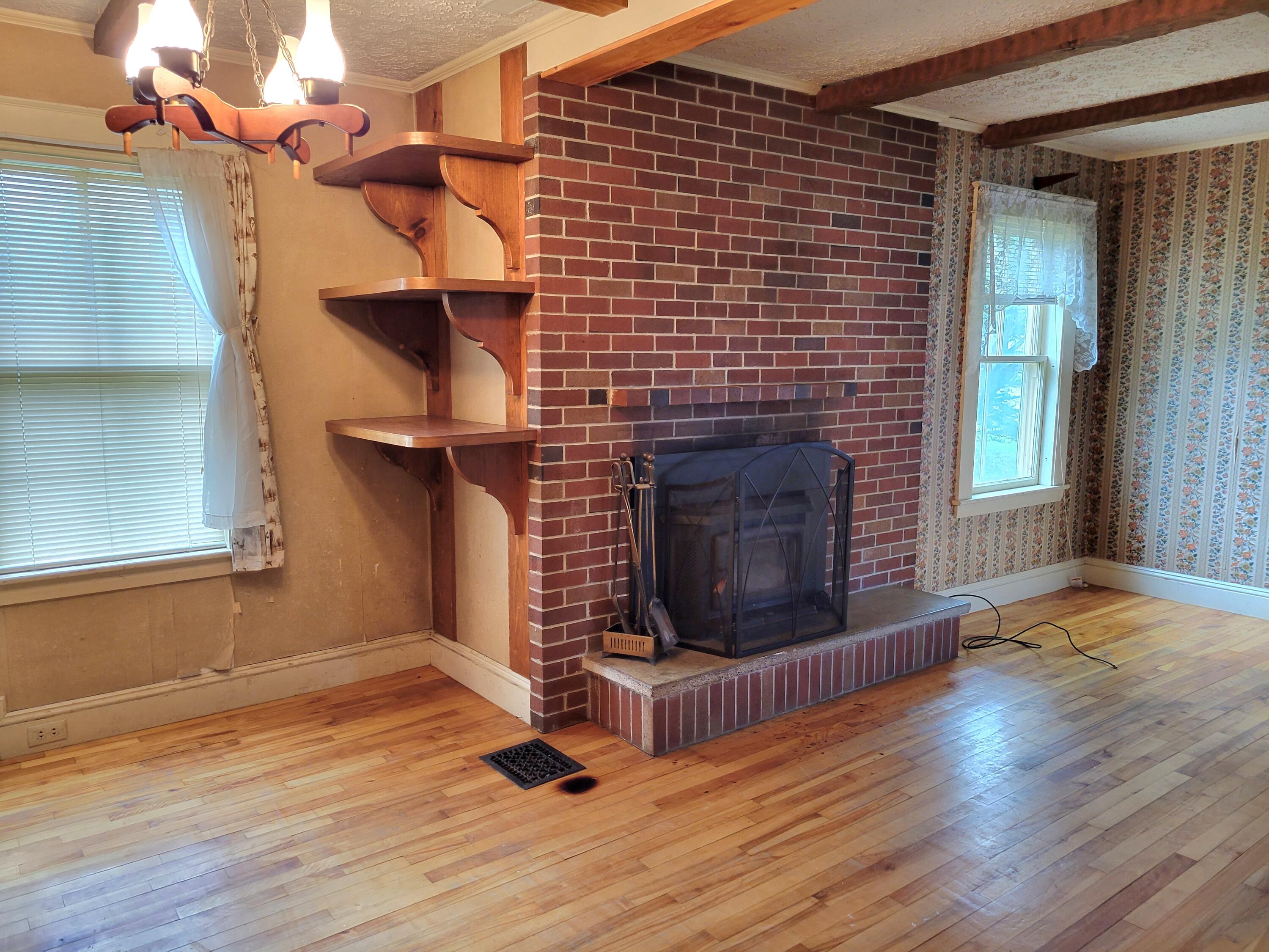 33 Washington Street Caribou, ME 04736 - Photo 11 of 21 20220519_155450