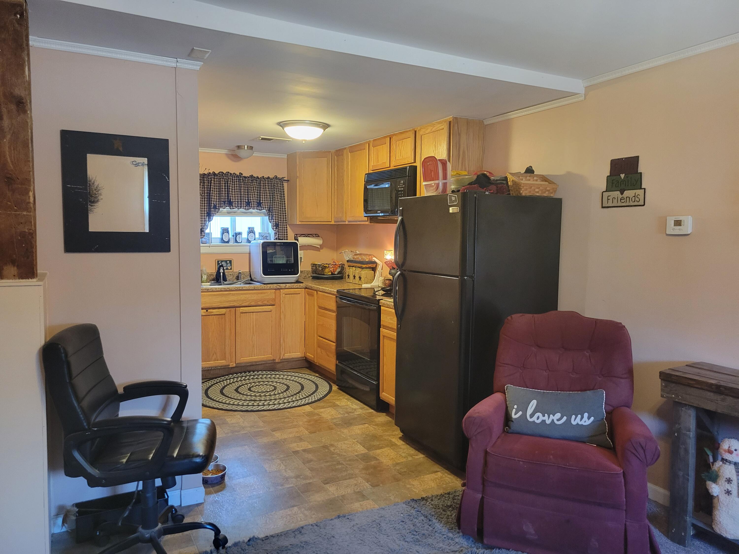 33 Washington Street Caribou, ME 04736 - Photo 19 of 21 20220513_164500