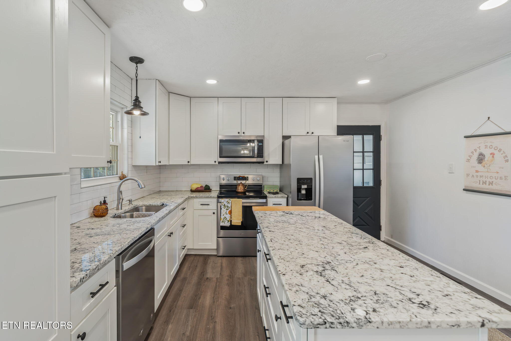 7620 Cedarcrest Road Knoxville, TN 37938 - Photo 16 of 53 Updated Kitchen