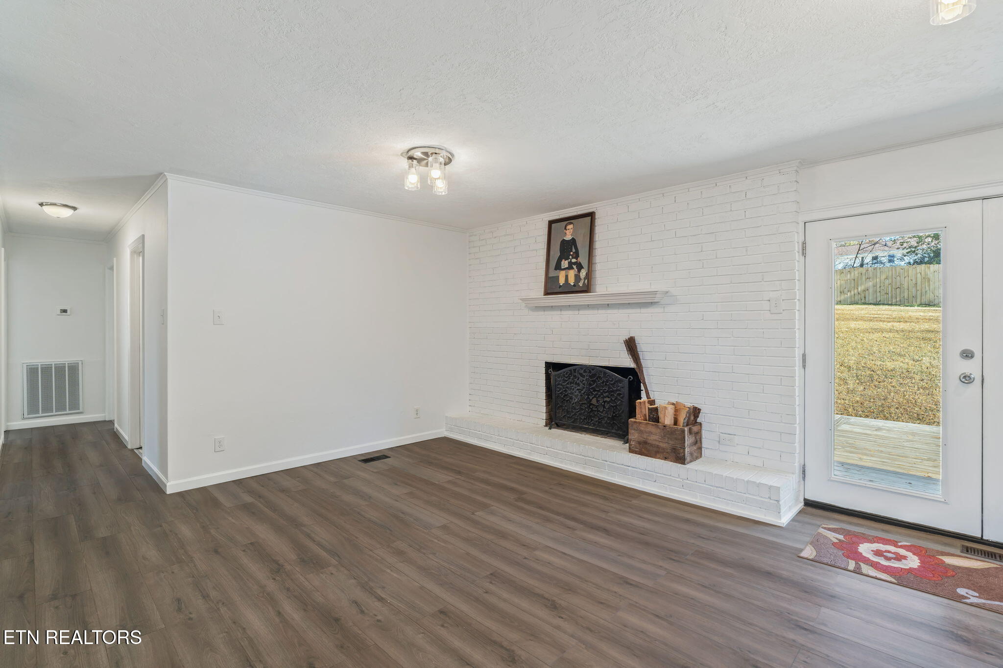 7620 Cedarcrest Road Knoxville, TN 37938 - Photo 20 of 53 Woodburning Fireplace