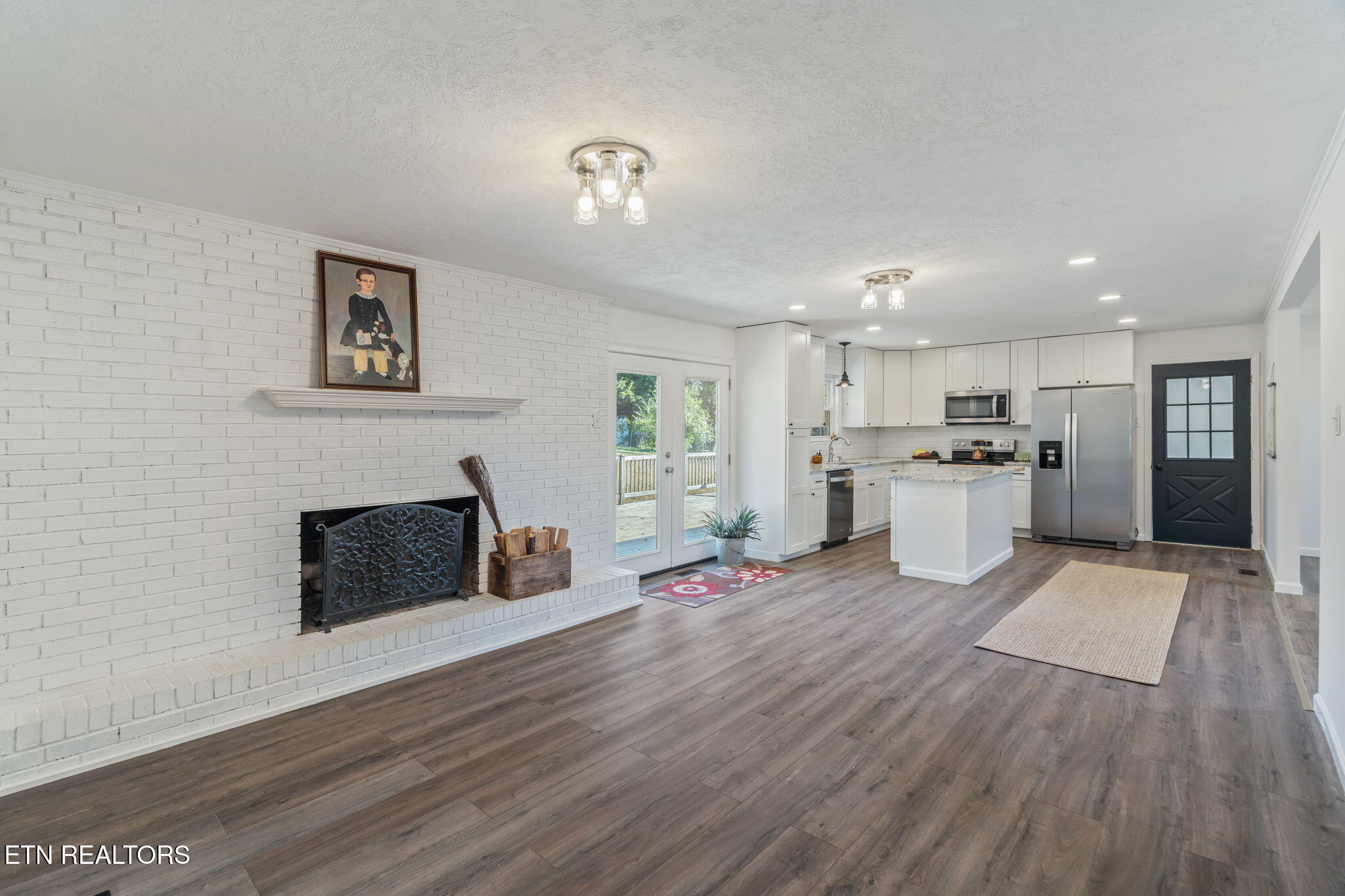 7620 Cedarcrest Road Knoxville, TN 37938 - Photo 21 of 53 Open Flow from Living to Kitchen