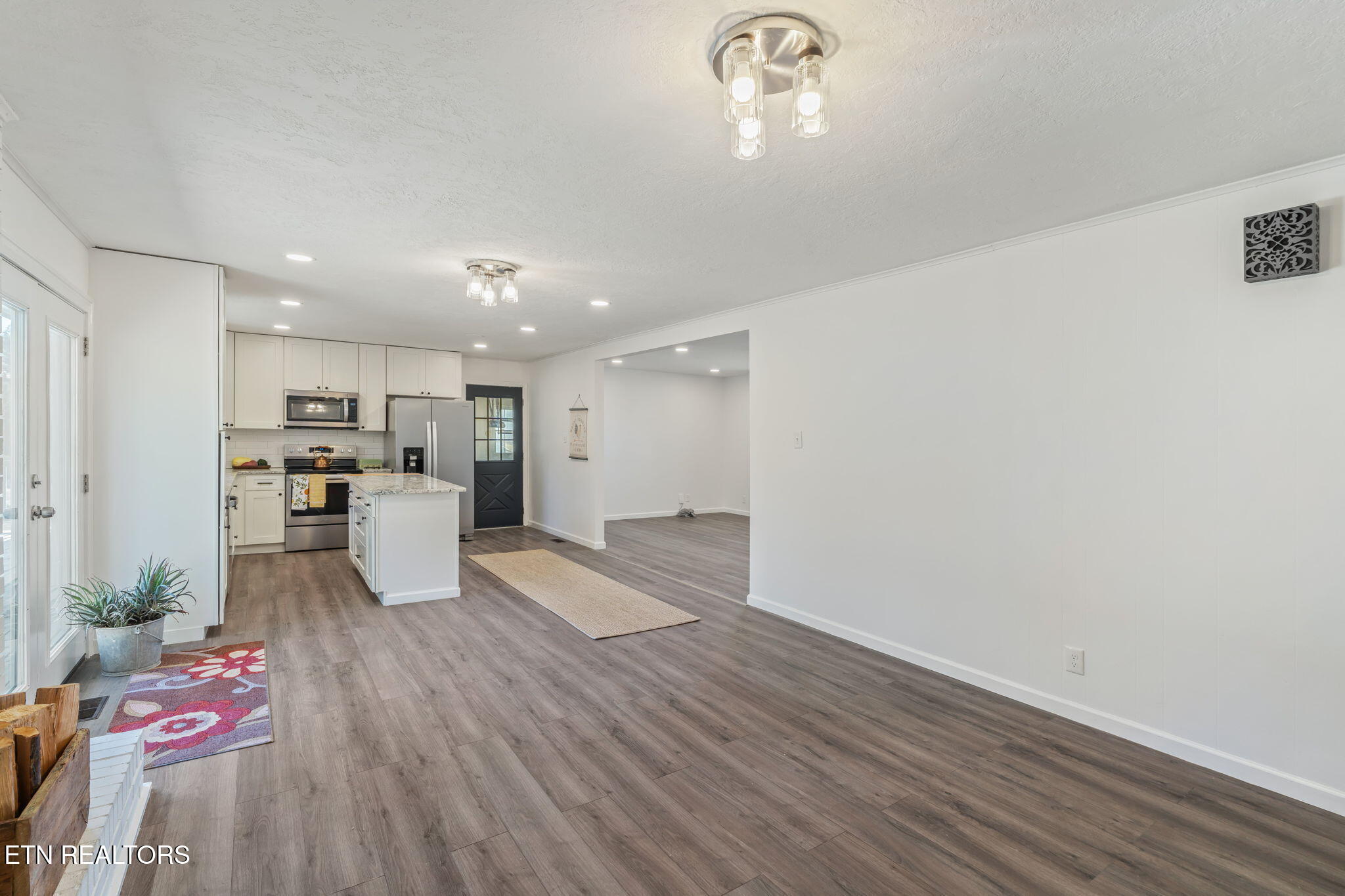 7620 Cedarcrest Road Knoxville, TN 37938 - Photo 22 of 53 22-web-or-mls-7620 Cedarcrest Road-14