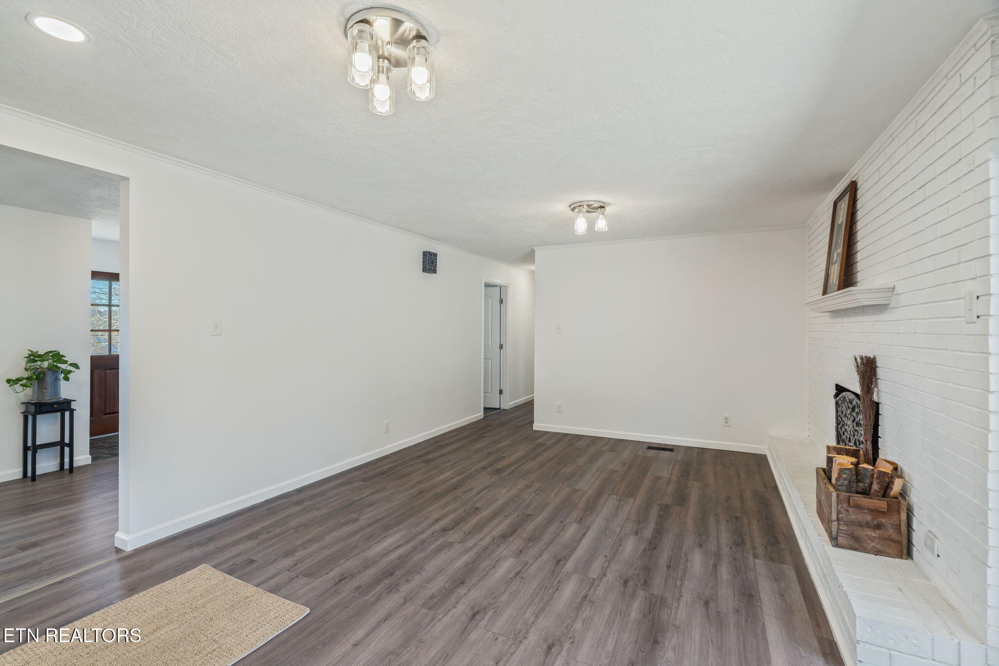 7620 Cedarcrest Road Knoxville, TN 37938 - Photo 23 of 53 Hallway to Bedrooms