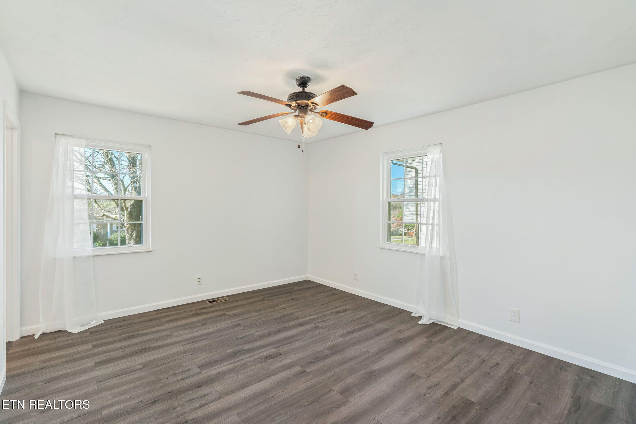 7620 Cedarcrest Road Knoxville, TN 37938 - Photo 24 of 53 First Guest Bedroom