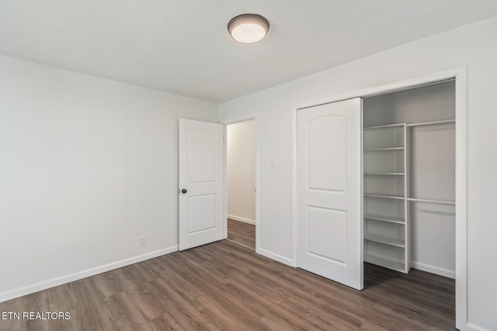 7620 Cedarcrest Road Knoxville, TN 37938 - Photo 29 of 53 Second Guest Bedroom