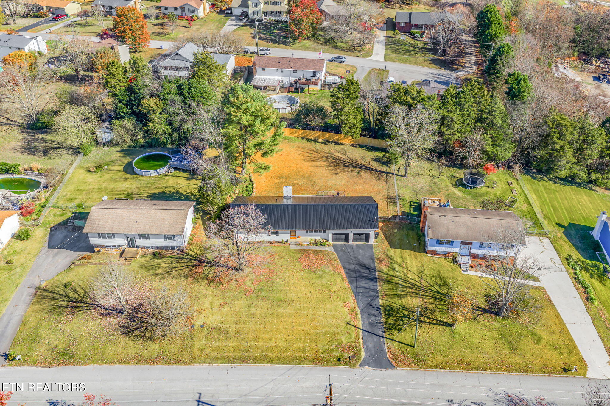 7620 Cedarcrest Road Knoxville, TN 37938 - Photo 47 of 53 Plenty of Space Between Neighbors