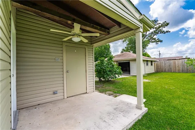 $1,650 | 2700 Plaza Drive, Chalmette, LA 70043