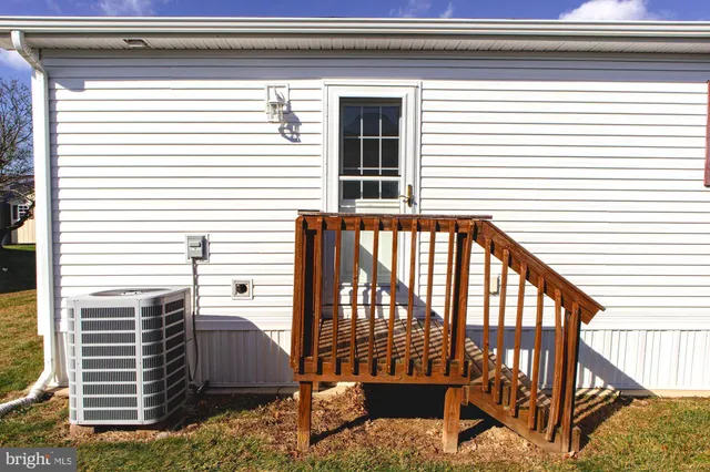 $269,900 | 299 Meadow Court, North Wales, PA 19454