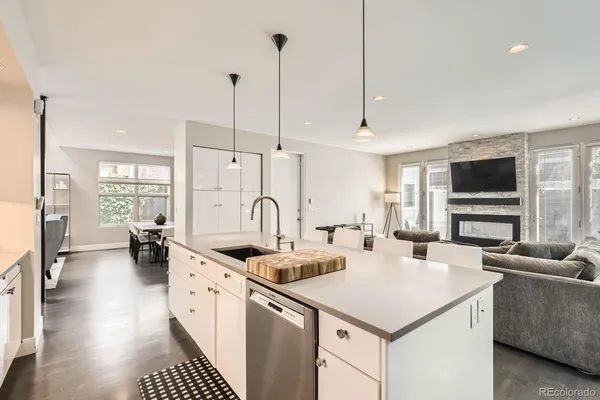 $5,800 | 432 Madison Street, Denver, CO 80206