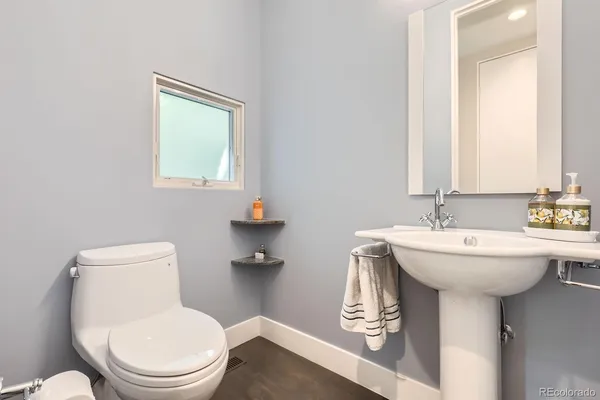 $5,800 | 432 Madison Street, Denver, CO 80206