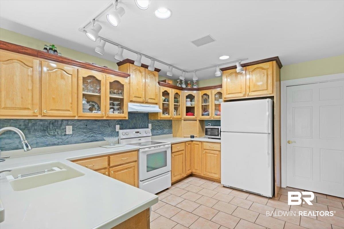 13760 Trawick Road Stapleton, AL 36578 - Photo 10 of 39