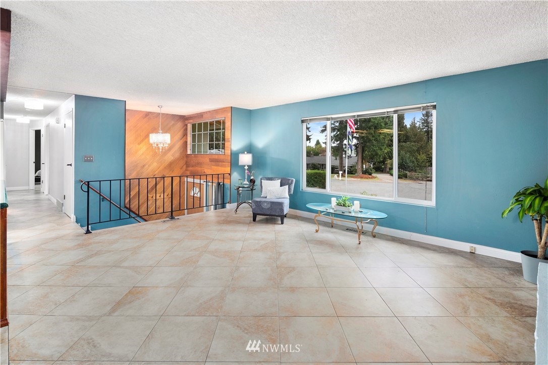 14410 Southeast 143rd Place Renton, WA 98059 - Photo 5 of 40 Gallery Image 5
