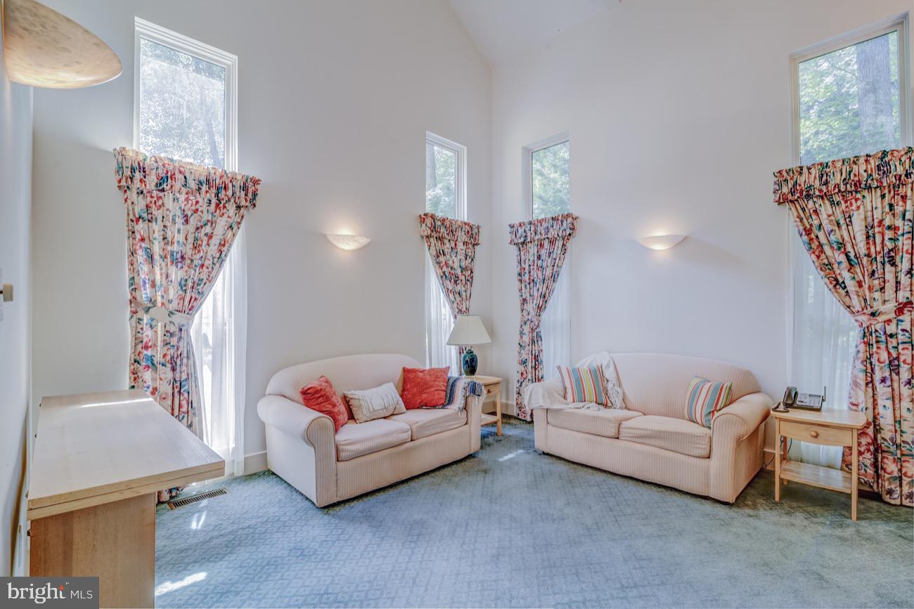 83 Battersea Road Ocean Pines, MD 21811 - Photo 4 of 55 Family room seating