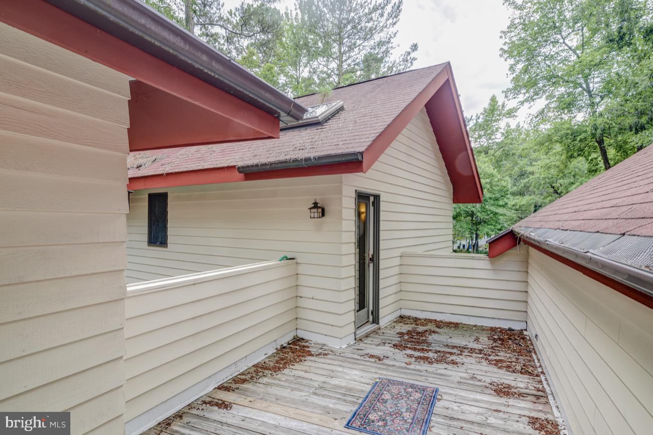 83 Battersea Road Ocean Pines, MD 21811 - Photo 43 of 55 Upper decking