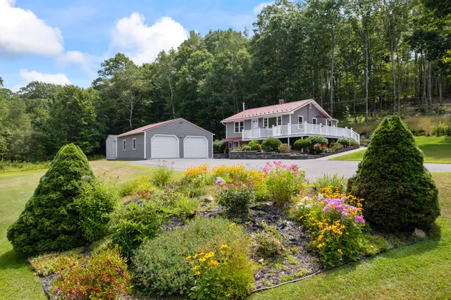 $375,000 | 1145 Brunswick Road, Richmond, ME 04357