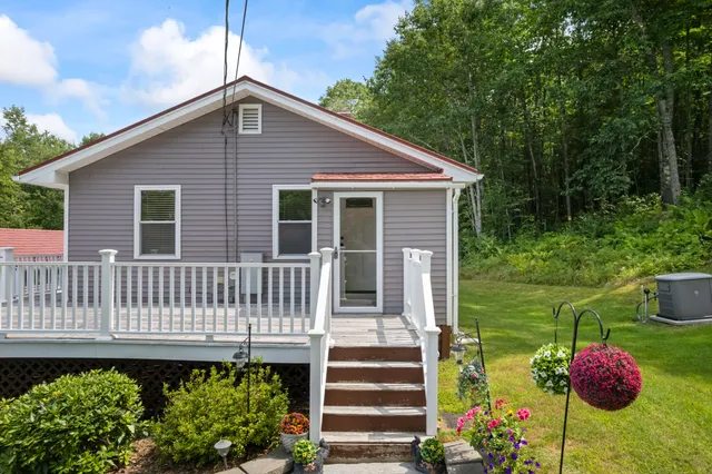 $375,000 | 1145 Brunswick Road, Richmond, ME 04357