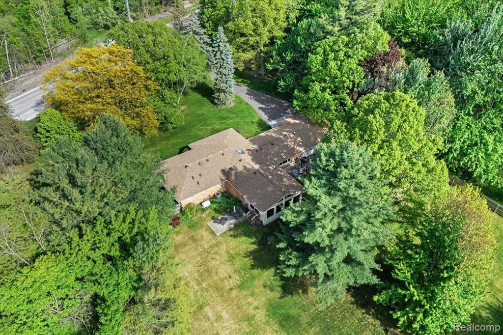 52851 Fairchild Road Chesterfield, MI 48051 - Photo 10 of 70