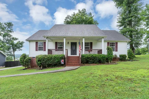 $350,000 | 125 Hickory Ridge Lane, Hartsville, TN 37074