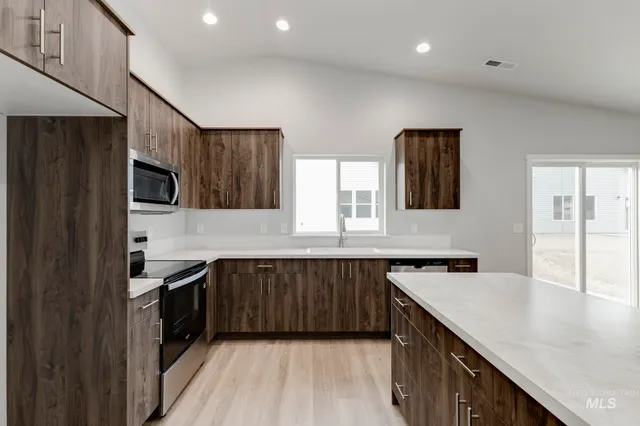 $444,990 | 3466 East Boxelder Drive, Nampa, ID 83686