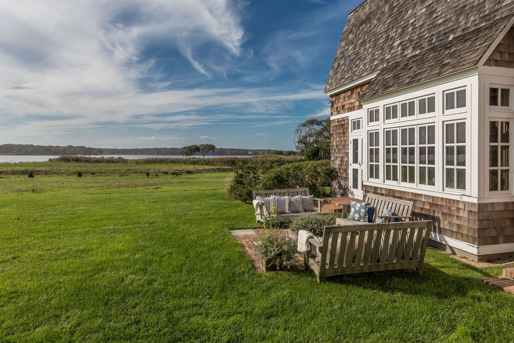 19 Chauncey Close East Hampton, NY 11937 - Photo 6 of 22