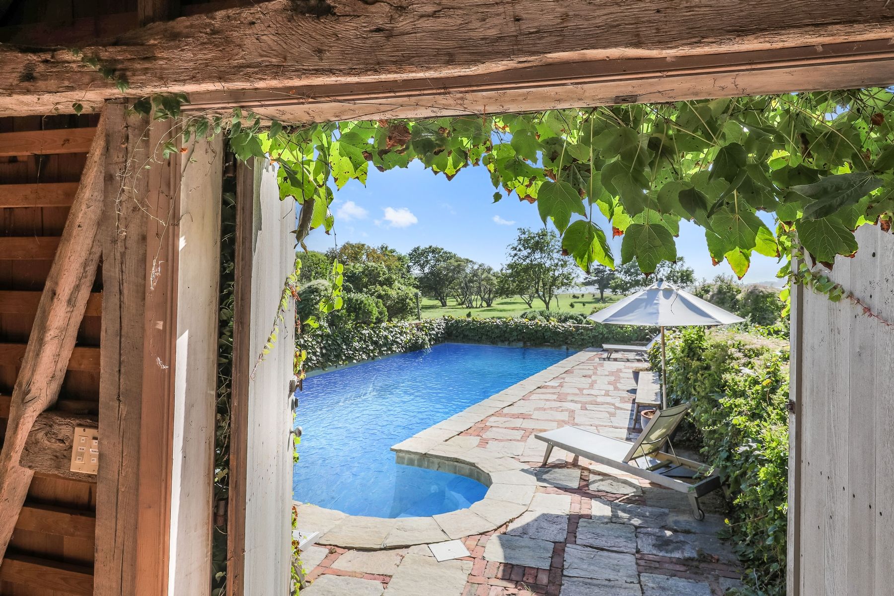 19 Chauncey Close East Hampton, NY 11937 - Photo 8 of 22