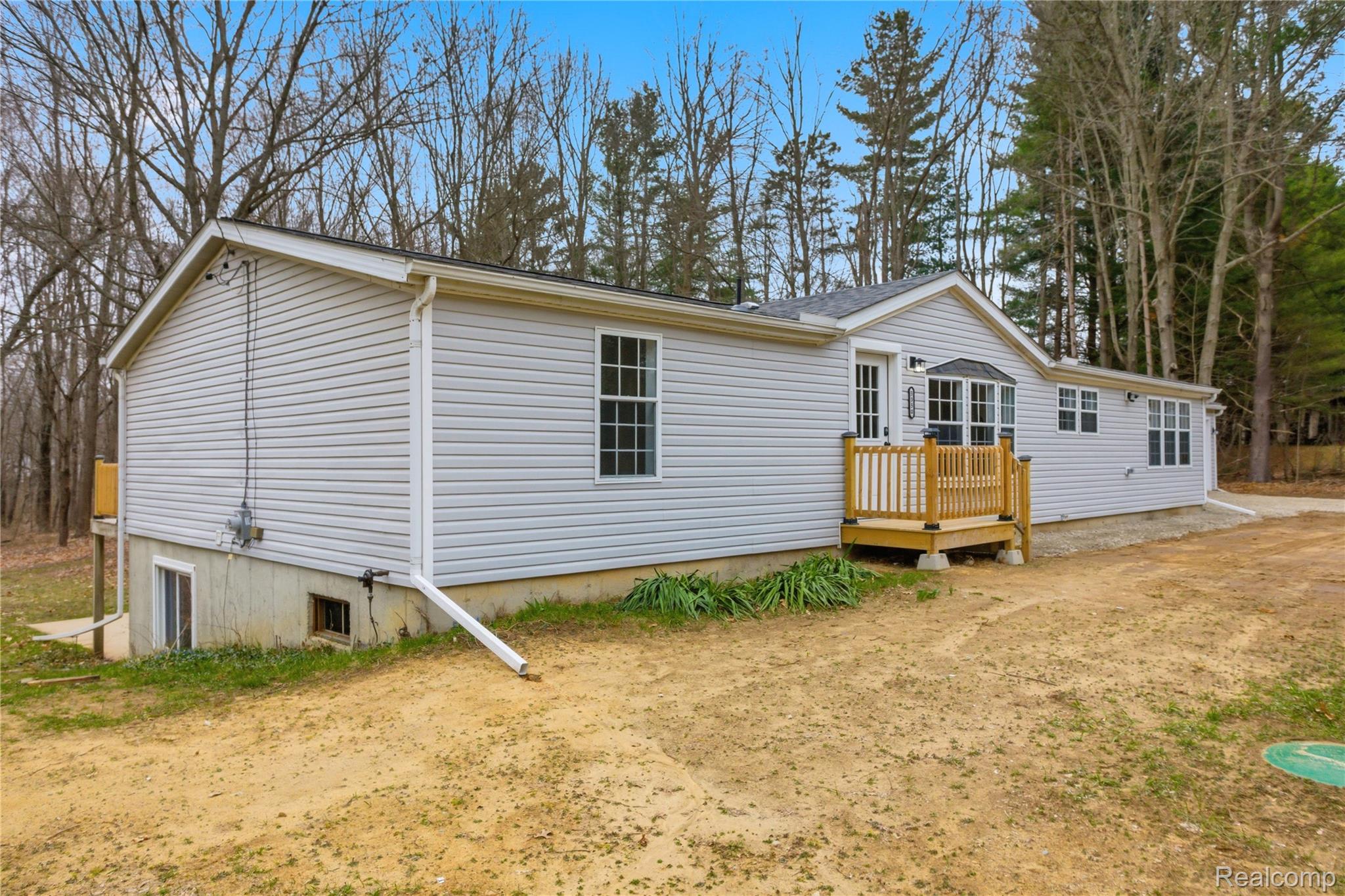 5350 List Road Grass Lake, MI 49240 - Photo 53 of 71 View of front facade
