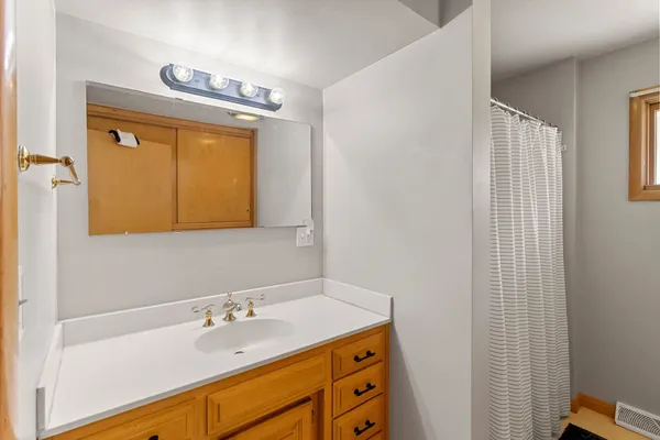 $659,900 | 2441 White Star Road, Brussels, WI 54204