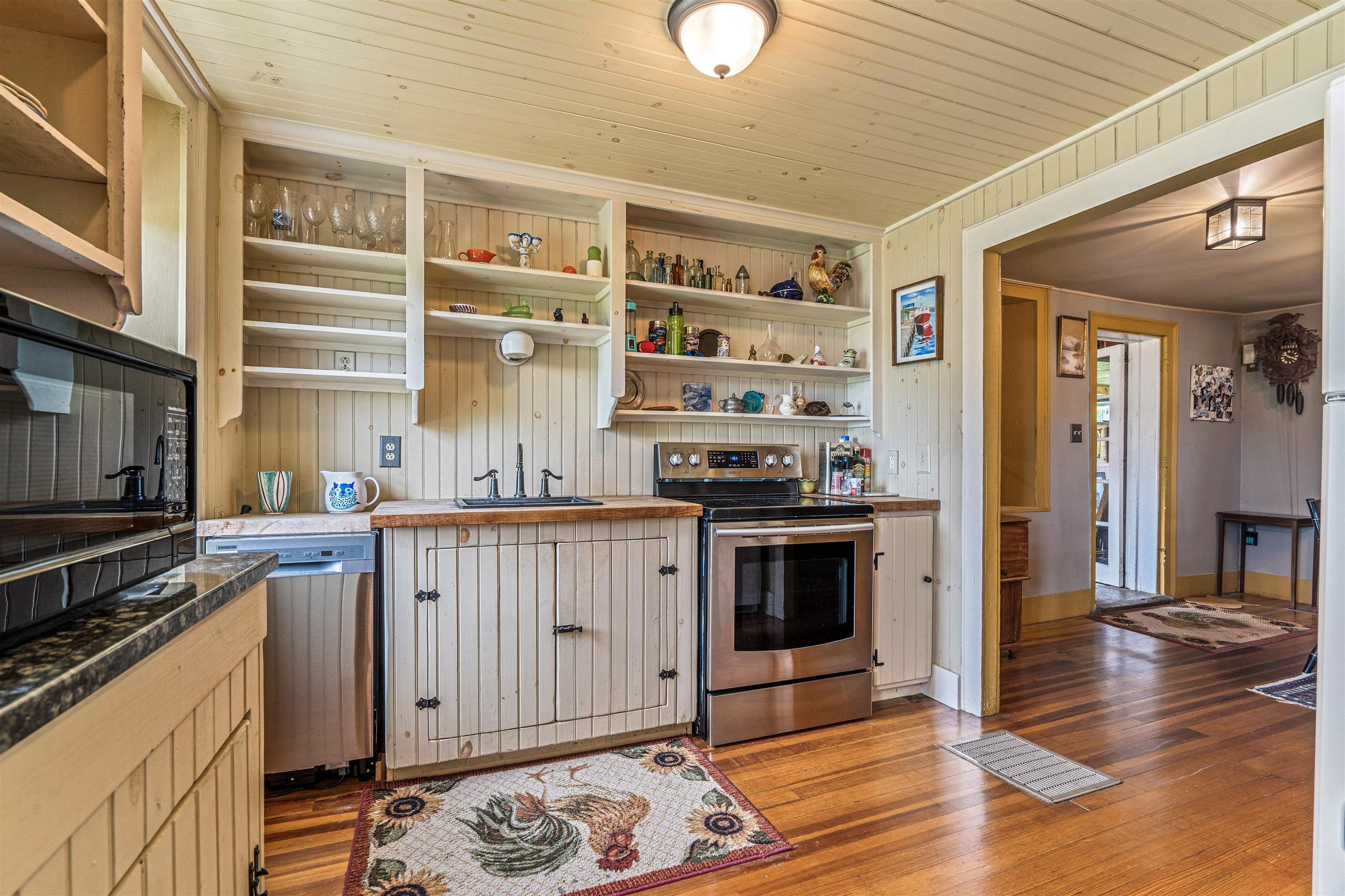 985 Highway 16 Ossipee, NH 03864 - Photo 37 of 40