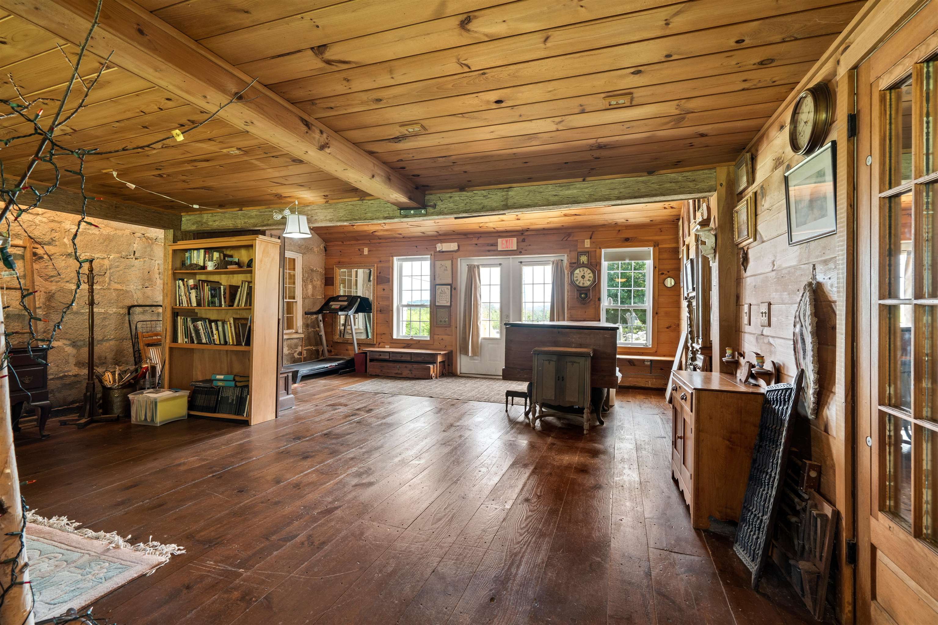 985 Highway 16 Ossipee, NH 03864 - Photo 9 of 40