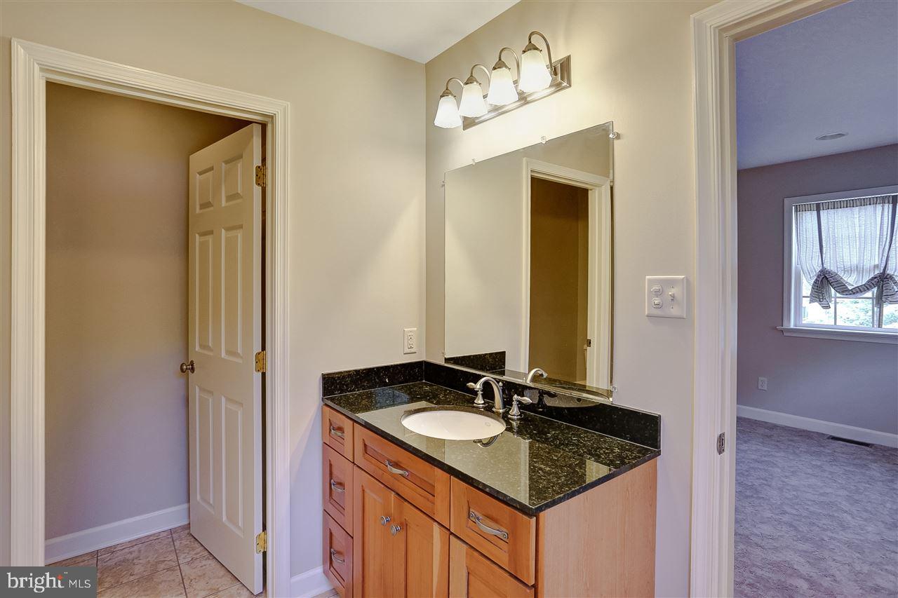 29 Runyon Road Hummelstown, PA 17036 - Photo 18 of 25