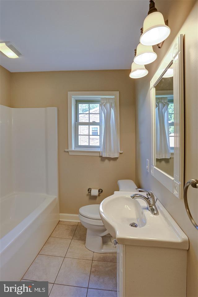 29 Runyon Road Hummelstown, PA 17036 - Photo 21 of 25