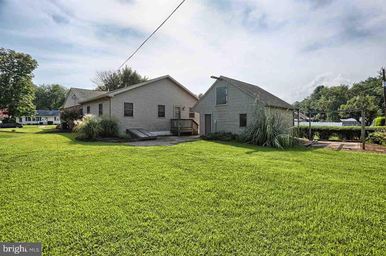 29 Runyon Road Hummelstown, PA 17036 - Photo 5 of 25